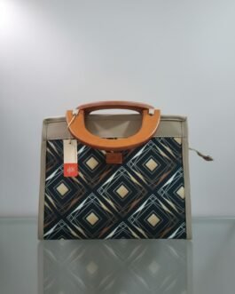Printed Wooden Handle Handbag with 3 Inner Compartments