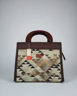 Printed Wooden Handle Handbag with 3 Inner Compartments