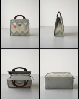 Printed Wooden Handle Handbag with 3 Inner Compartments
